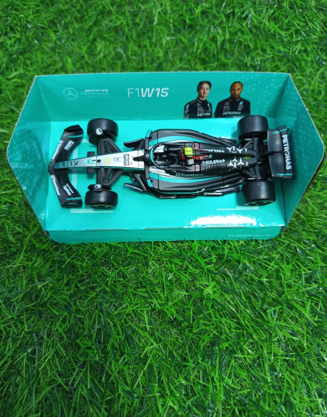 George russel f1 model car